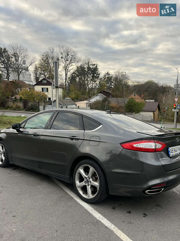Седан Ford Fusion 2015 в Виннице
