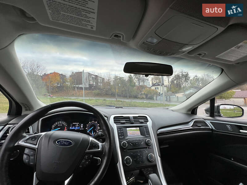 Седан Ford Fusion 2015 в Виннице