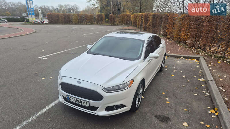 Седан Ford Fusion 2015 в Киеве