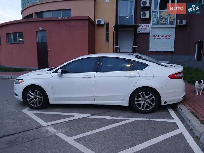 Седан Ford Fusion 2016 в Киеве