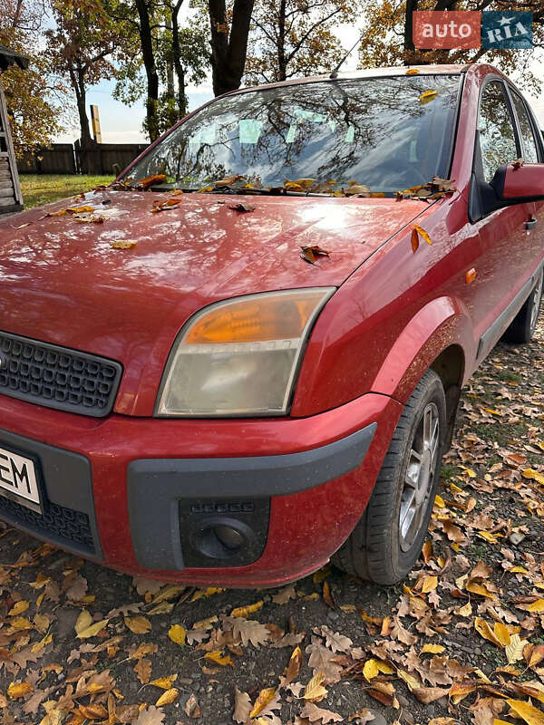 Хэтчбек Ford Fusion 2007 в Черновцах