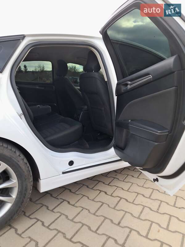 Седан Ford Fusion 2017 в Тернополе