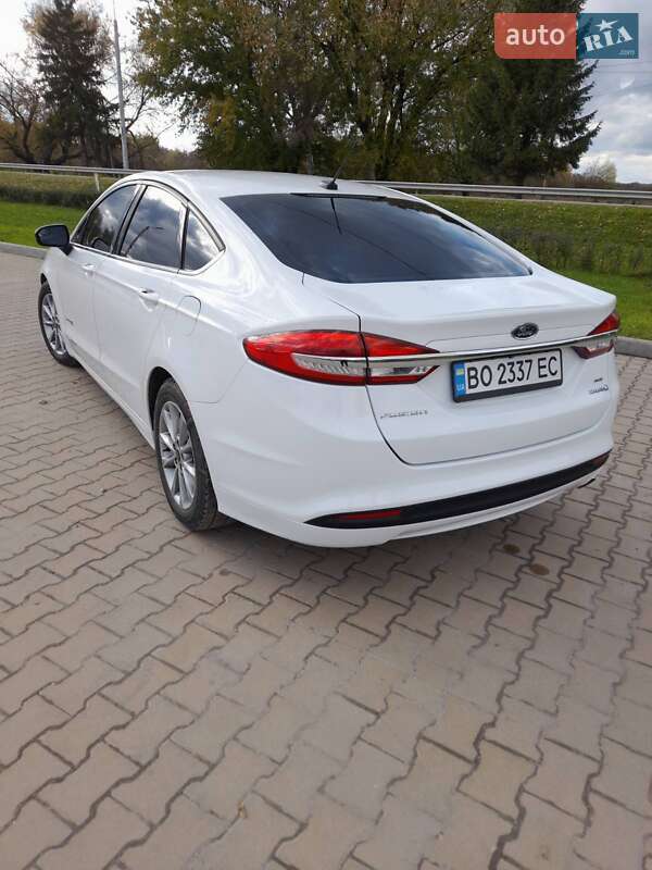 Седан Ford Fusion 2017 в Тернополе