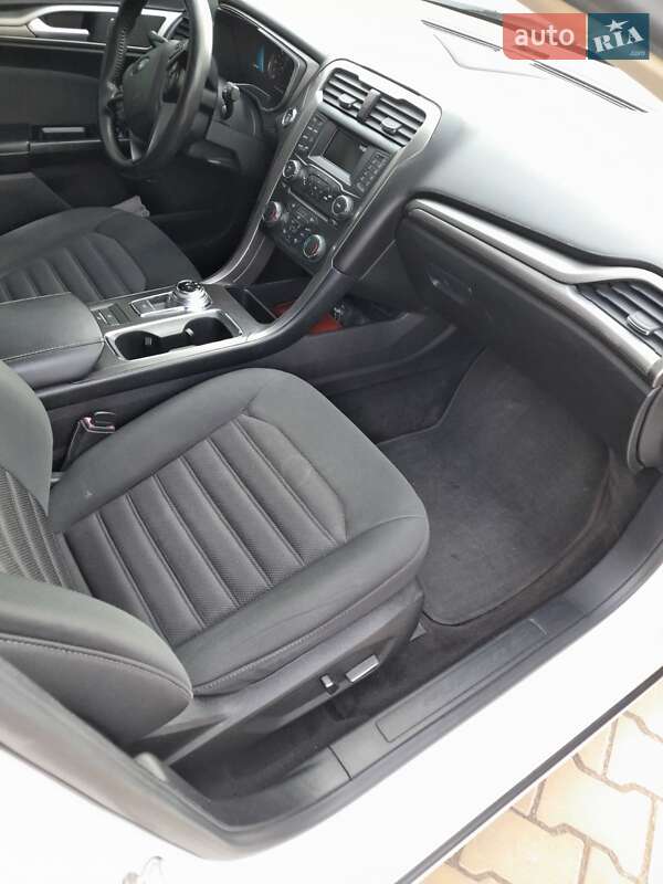 Седан Ford Fusion 2017 в Тернополе