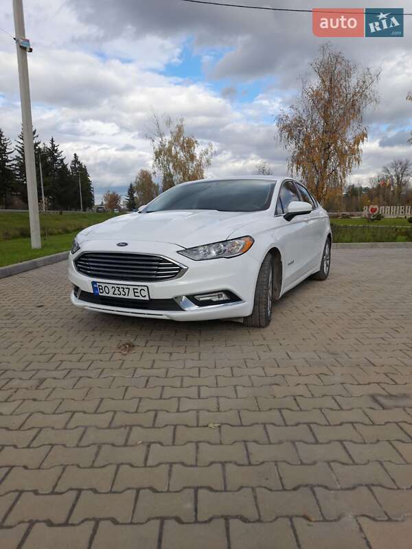 Седан Ford Fusion 2017 в Тернополе