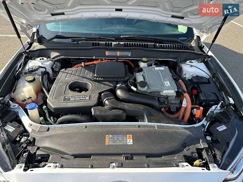 Седан Ford Fusion 2016 в Яготині