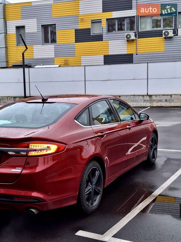 Седан Ford Fusion 2015 в Киеве