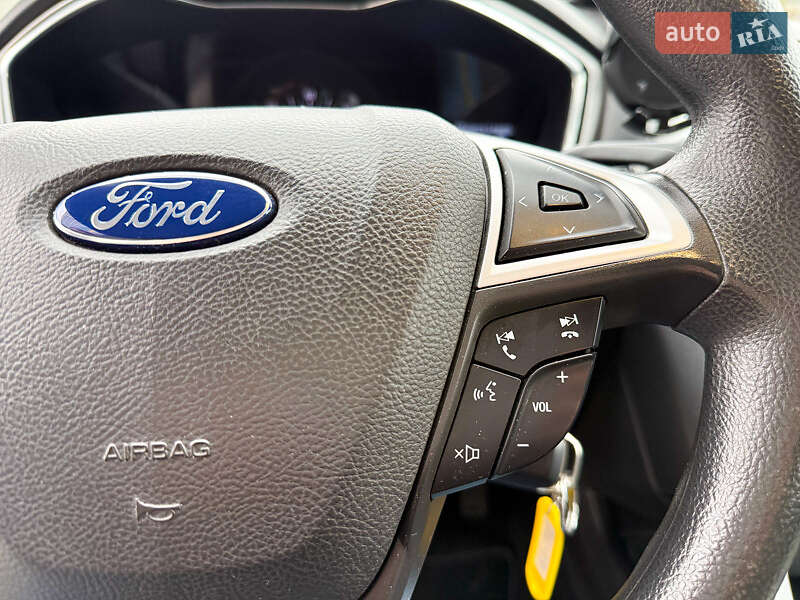 Седан Ford Fusion 2015 в Києві фото 7 Седан Ford Fusion 2015 в Києві