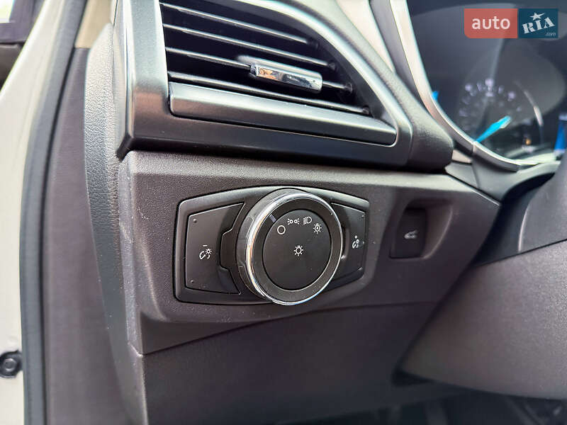 Седан Ford Fusion 2015 в Києві фото 11 Седан Ford Fusion 2015 в Києві