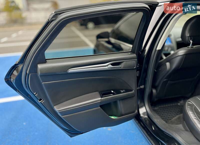 Седан Ford Fusion 2013 в Києві фото 28 Седан Ford Fusion 2013 в Києві