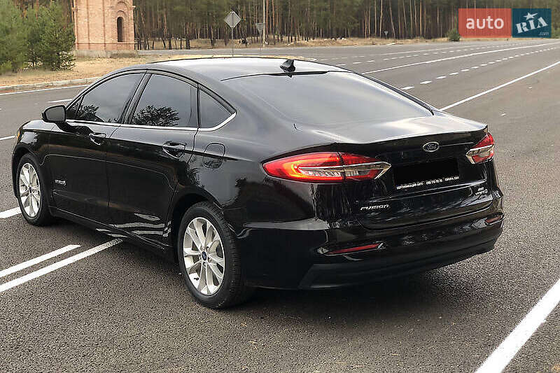 Седан Ford Fusion 2019 в Киеве фото 9 Седан Ford Fusion 2019 в Киеве
