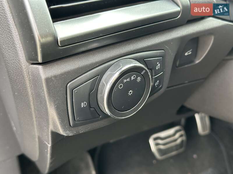 Седан Ford Fusion 2014 в Киеве фото 20 Седан Ford Fusion 2014 в Киеве