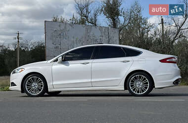 Седан Ford Fusion 2012 в Арцизе