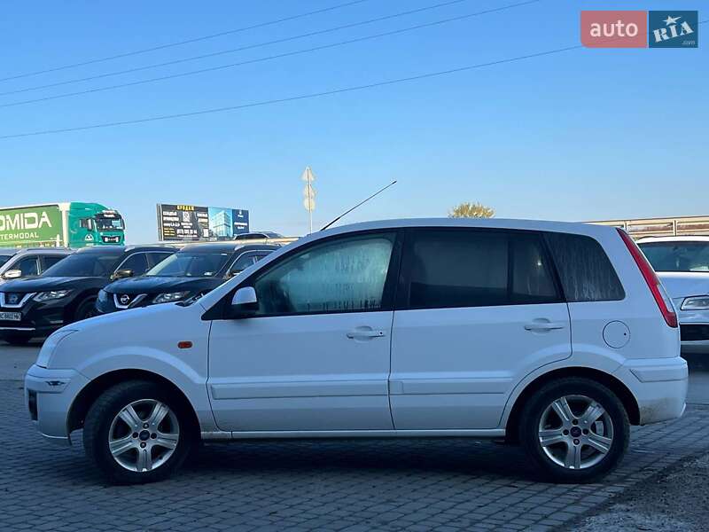 Хетчбек Ford Fusion 2011 в Львові