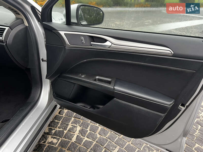 Седан Ford Fusion 2018 в Дніпрі фото 27 Седан Ford Fusion 2018 в Дніпрі