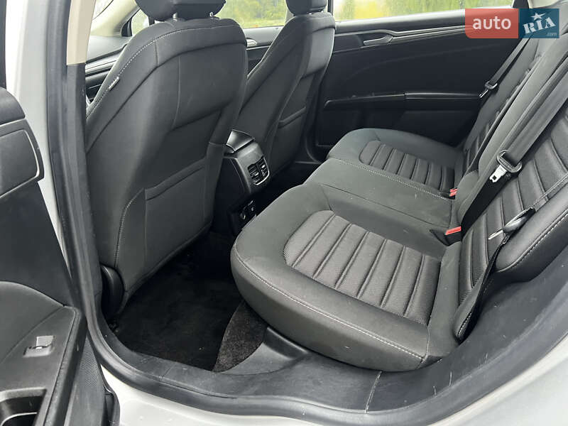 Седан Ford Fusion 2018 в Дніпрі фото 33 Седан Ford Fusion 2018 в Дніпрі