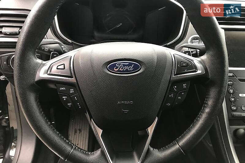 Седан Ford Fusion 2018 в Киеве фото 17 Седан Ford Fusion 2018 в Киеве