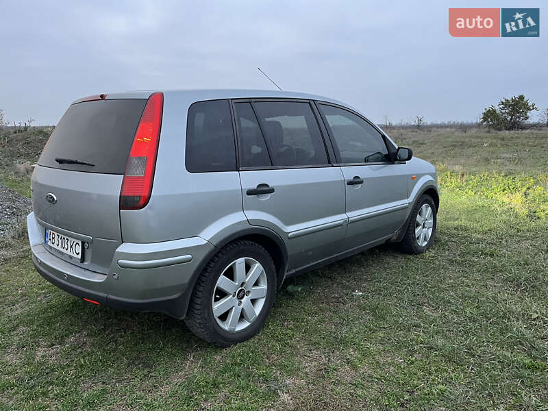 Хетчбек Ford Fusion 2003 в Казанці