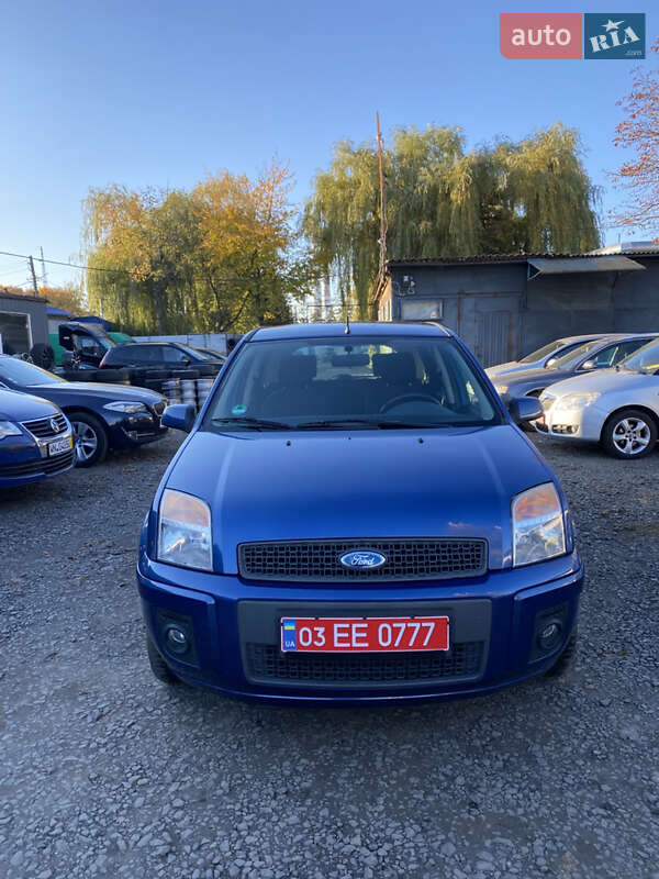 Хетчбек Ford Fusion 2009 в Луцьку