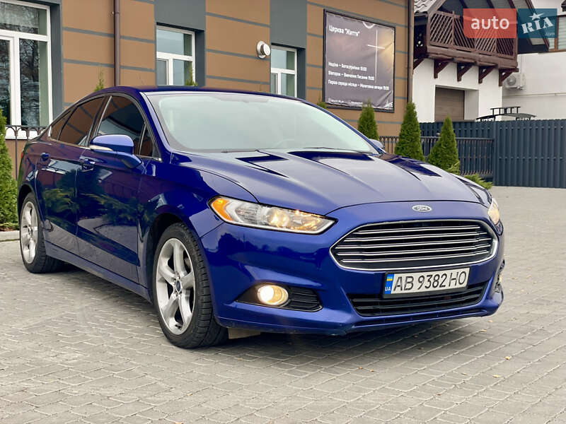 Седан Ford Fusion 2015 в Вінниці