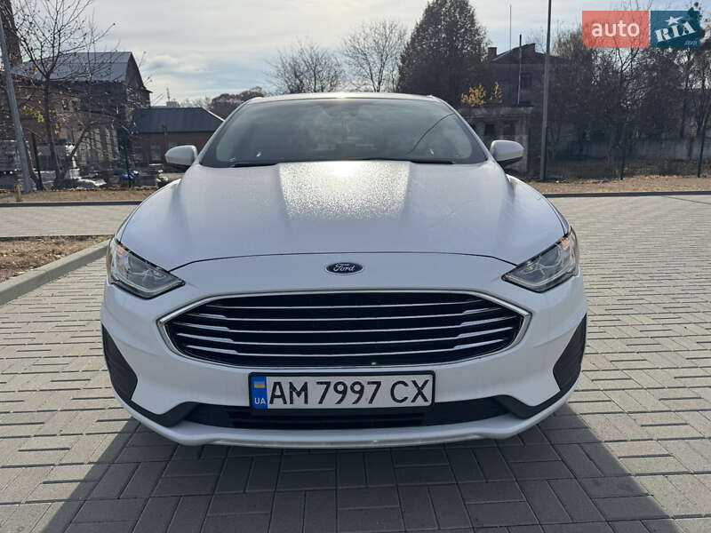 Седан Ford Fusion 2019 в Житомире