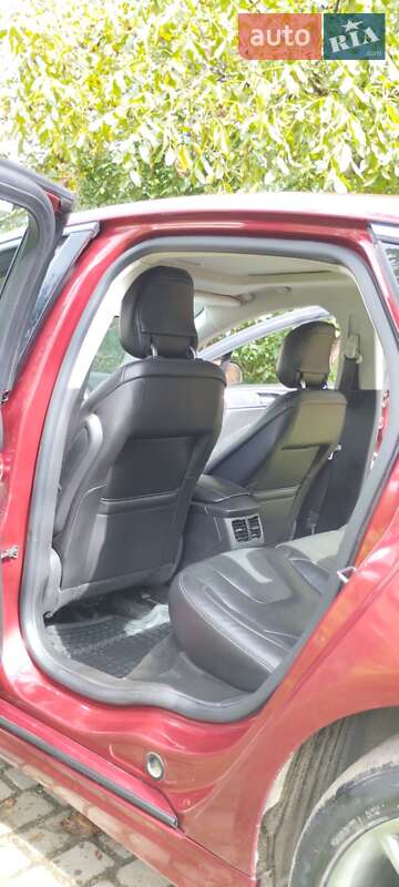 Седан Ford Fusion 2013 в Коломые