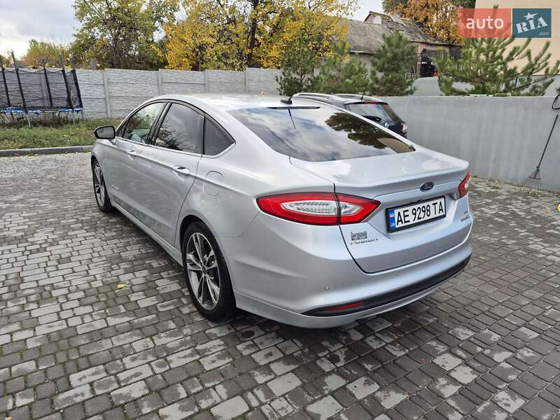 Седан Ford Fusion 2014 в Днепре