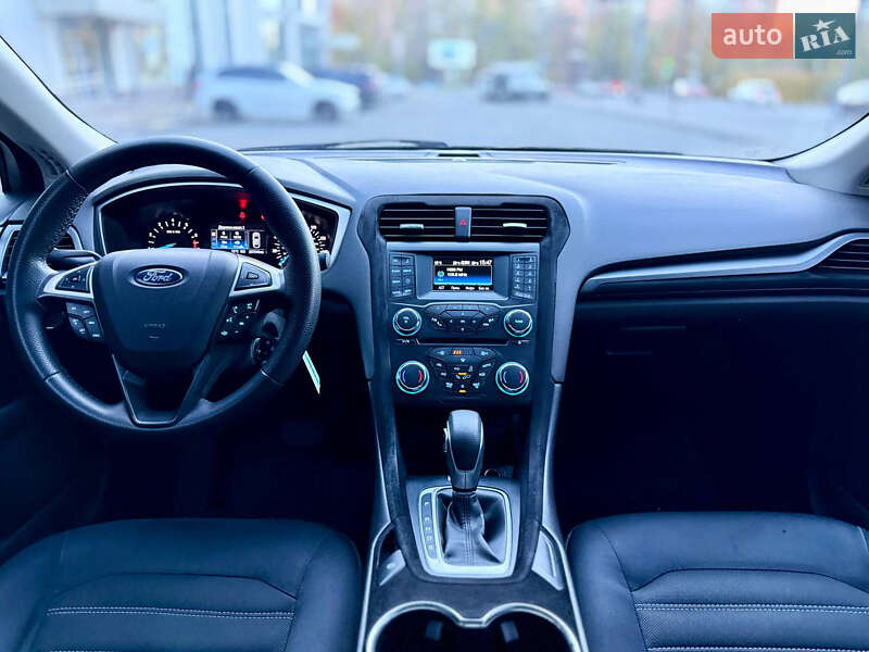 Седан Ford Fusion 2014 в Дніпрі