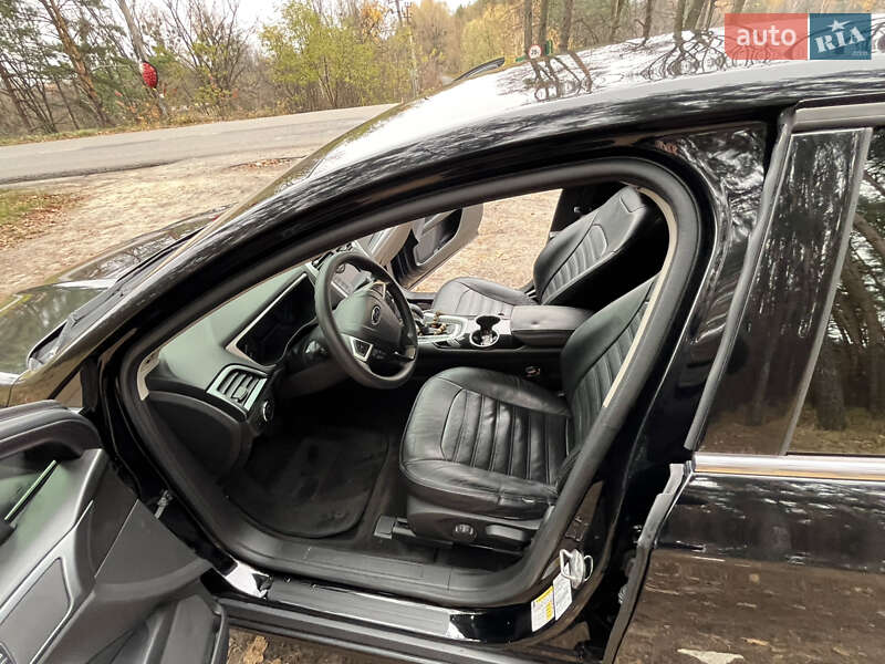 Седан Ford Fusion 2015 в Обухові