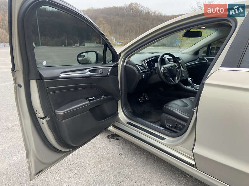 Седан Ford Fusion 2015 в Киеве фото 13 Седан Ford Fusion 2015 в Киеве