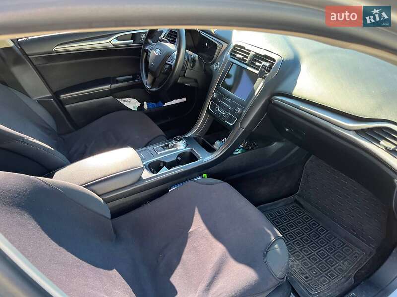 Седан Ford Fusion 2019 в Івано-Франківську