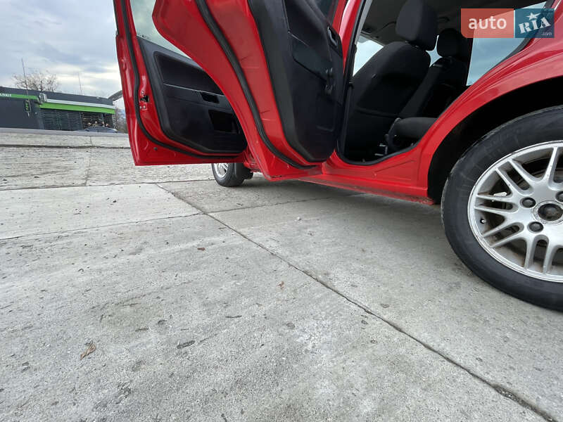 Хэтчбек Ford Fusion 2008 в Солотвине