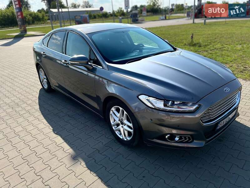 Седан Ford Fusion 2014 в Хмельницком фото Седан Ford Fusion 2014 в Хмельницком