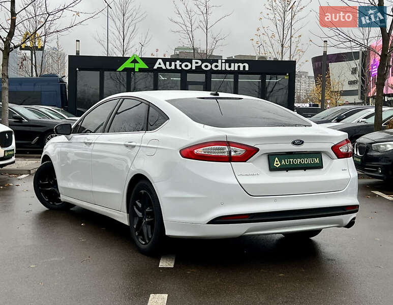 Седан Ford Fusion 2015 в Києві фото 12 Седан Ford Fusion 2015 в Києві