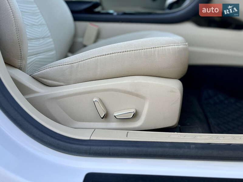 Седан Ford Fusion 2015 в Києві фото 41 Седан Ford Fusion 2015 в Києві