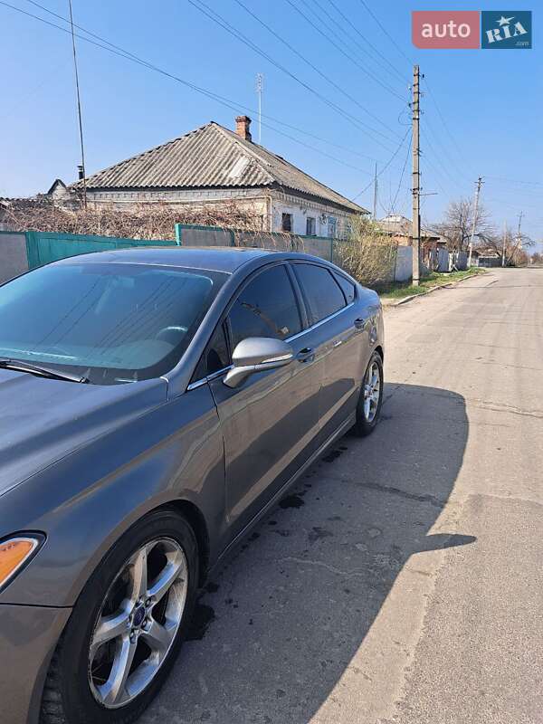 Седан Ford Fusion 2013 в Балаклії