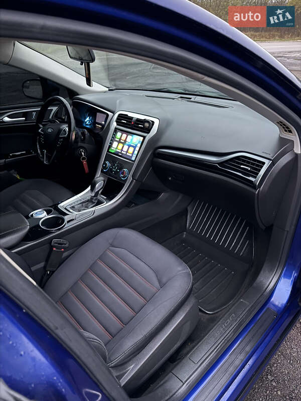 Седан Ford Fusion 2013 в Житомире