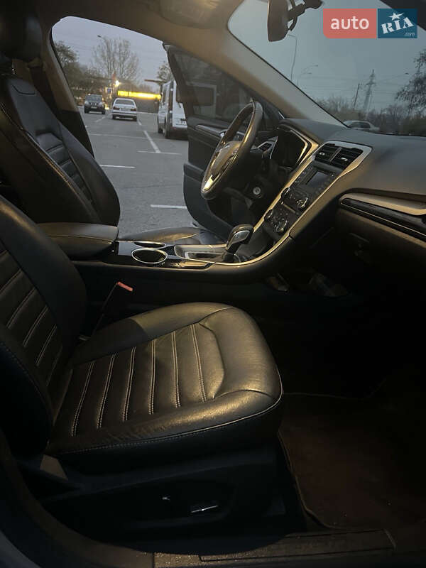 Седан Ford Fusion 2012 в Киеве фото 19 Седан Ford Fusion 2012 в Киеве