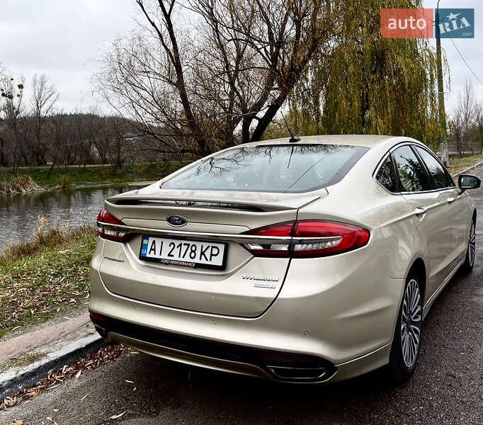 Седан Ford Fusion 2016 в Обухові