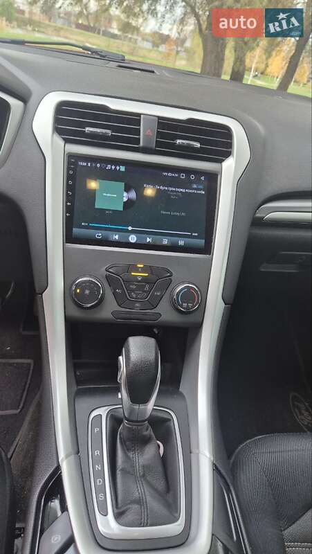 Седан Ford Fusion 2015 в Борисполі