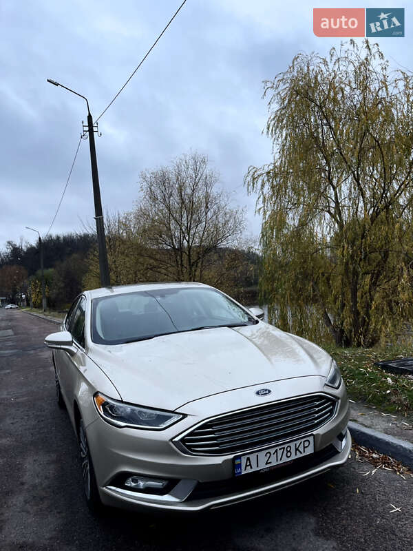 Седан Ford Fusion 2016 в Обухові