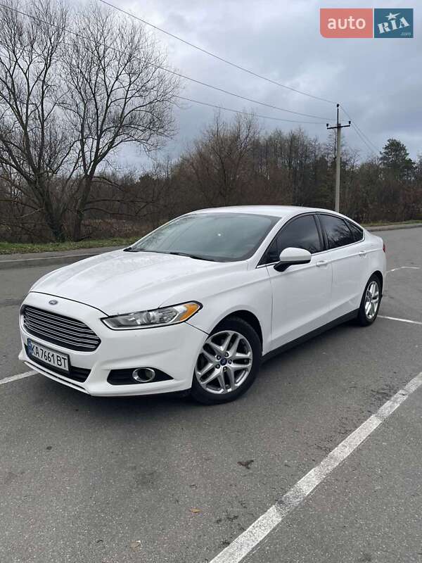 Ford Fusion 2015