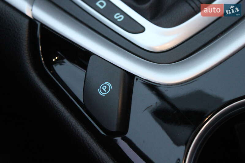 Седан Ford Fusion 2016 в Дніпрі