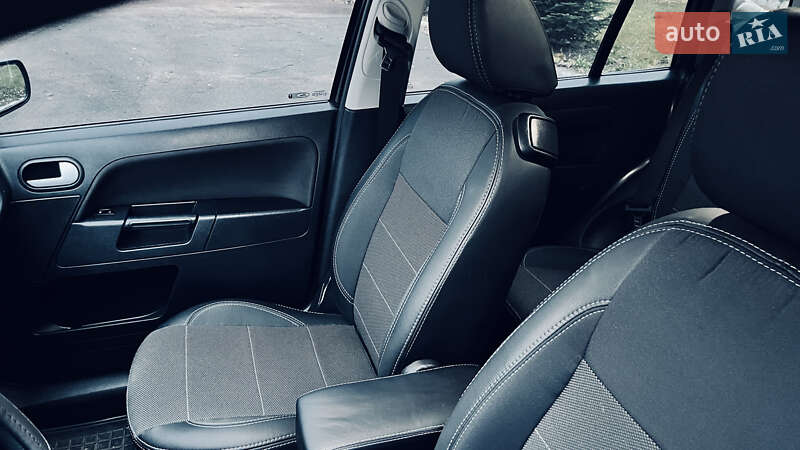 Хэтчбек Ford Fusion 2006 в Прилуках фото 14 Хэтчбек Ford Fusion 2006 в Прилуках