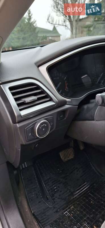 Седан Ford Fusion 2013 в Покрові