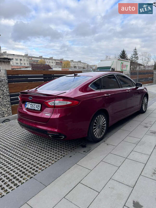Седан Ford Fusion 2014 в Івано-Франківську