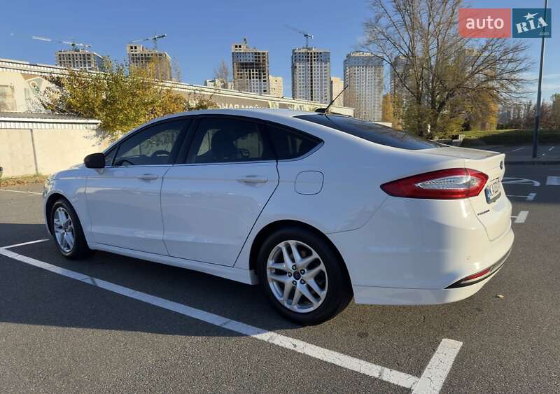 Седан Ford Fusion 2015 в Києві фото 7 Седан Ford Fusion 2015 в Києві