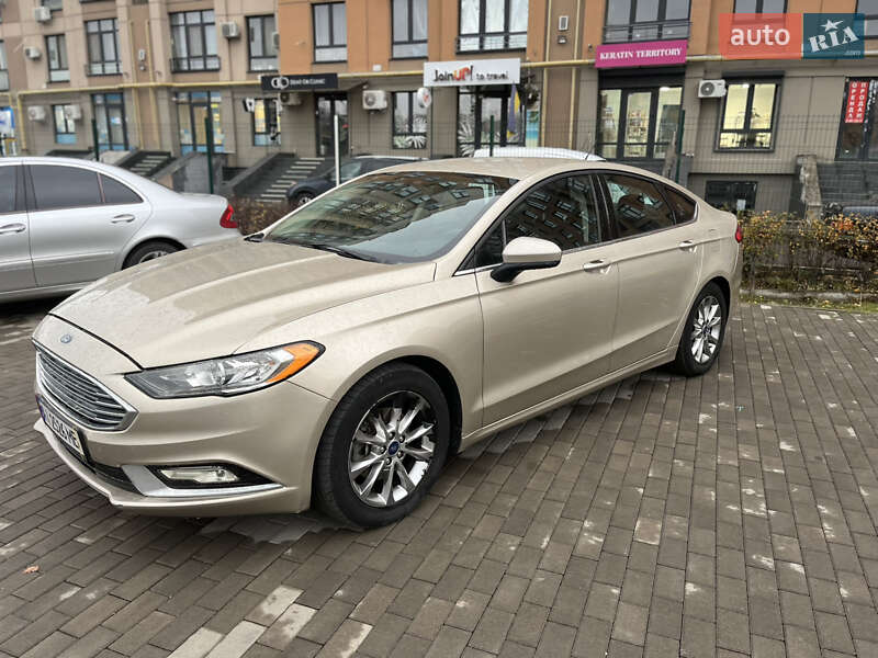 Седан Ford Fusion 2016 в Софіївській Борщагівці