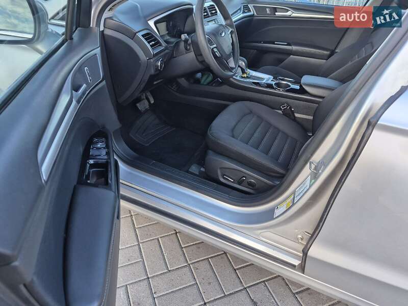 Седан Ford Fusion 2012 в Запорожье