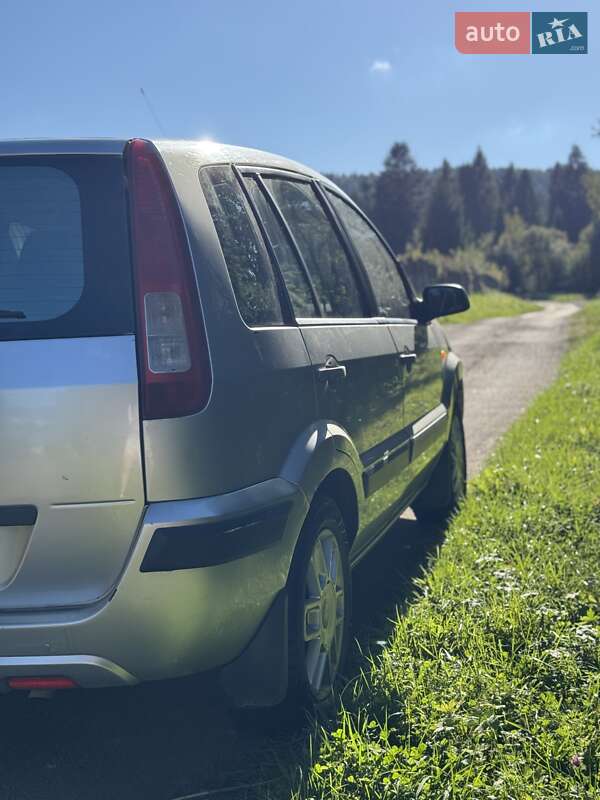 Хетчбек Ford Fusion 2008 в Східниці